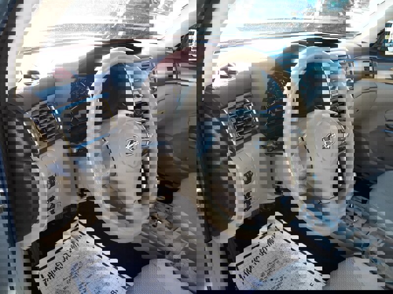 Used 2011 Subaru Forester 2.5X w/ Alloy Wheel Value Pkg image 9