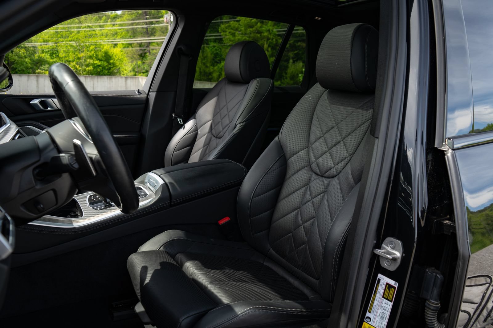Used 2023 BMW X5 sDrive40i w/ M Sport Package RWD image 15