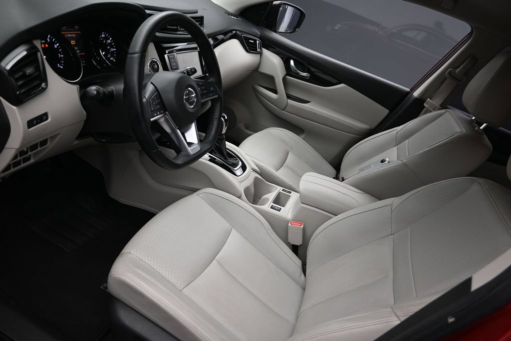 Used 2021 Nissan Rogue Sport SL FWD image 20