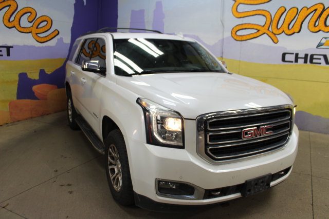 Used 2016 GMC Yukon SLT AWD/4WD image 2