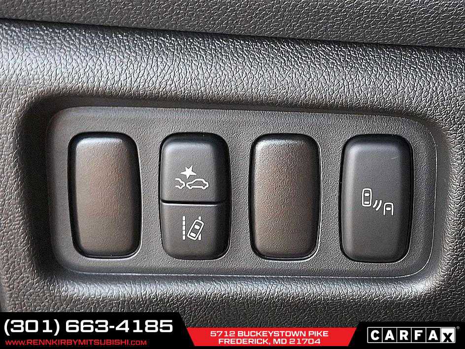 New 2025 Mitsubishi Outlander Sport SE image 17