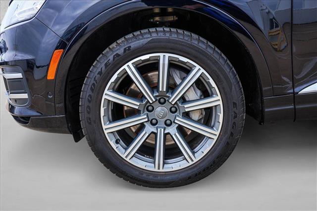 Used 2019 Audi Q7 3.0T Premium Plus image 9