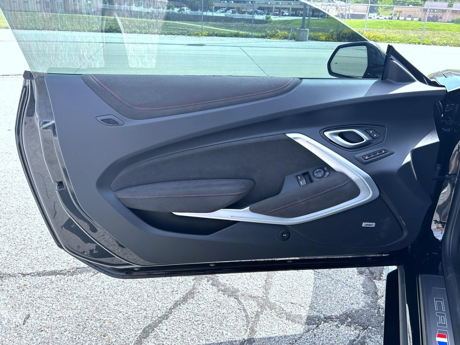 Used 2022 Chevrolet Camaro ZL1 RWD image 9