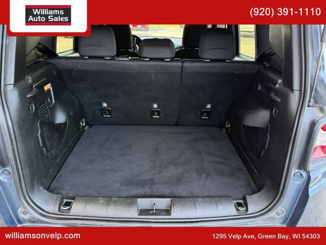 Used 2021 Jeep Renegade Latitude AWD/4WD image 23
