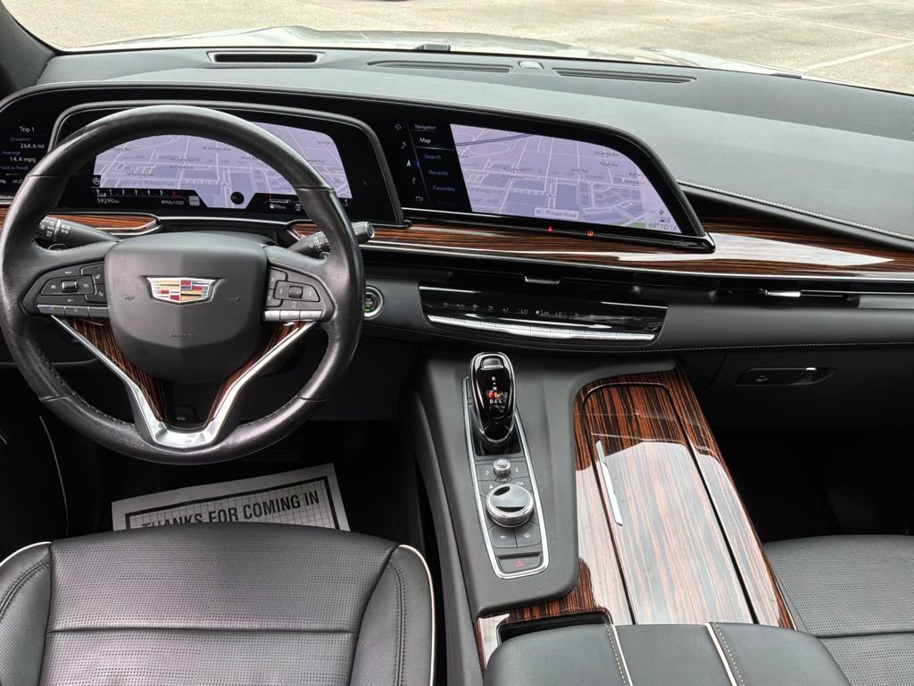 Used 2021 Cadillac Escalade ESV Premium Luxury AWD/4WD image 25