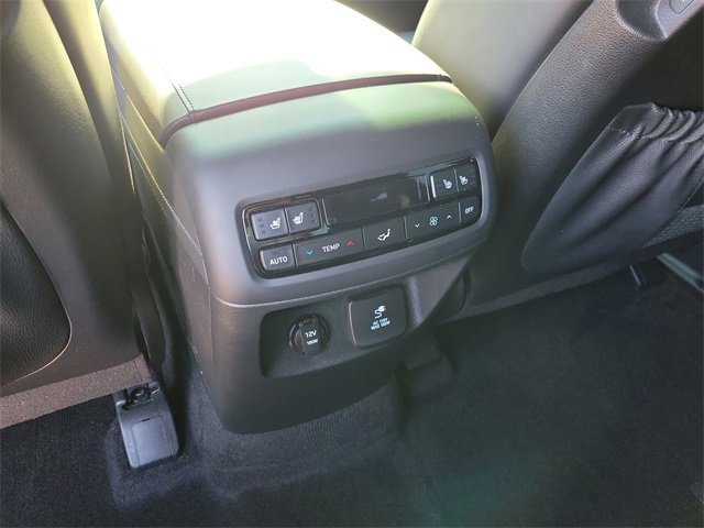 Used 2023 Hyundai Palisade Calligraphy w/ Cargo Package image 27