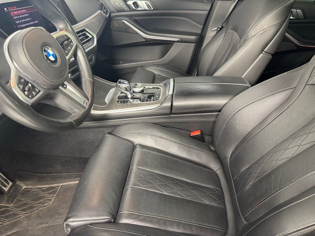 Used 2019 BMW X5 xDrive50i w/ M Sport Package AWD/4WD image 13