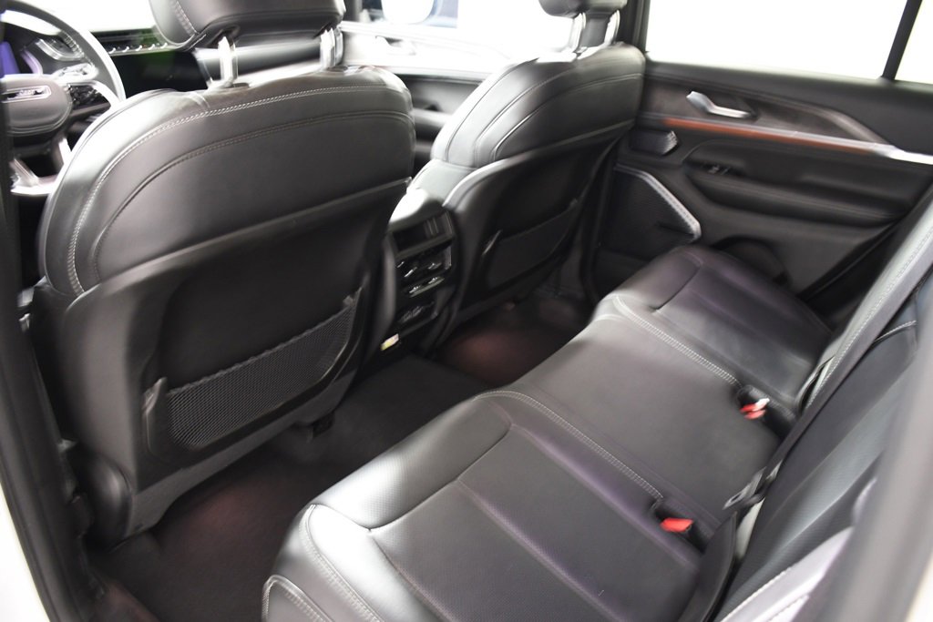 Used 2023 Jeep Grand Cherokee Overland image 26