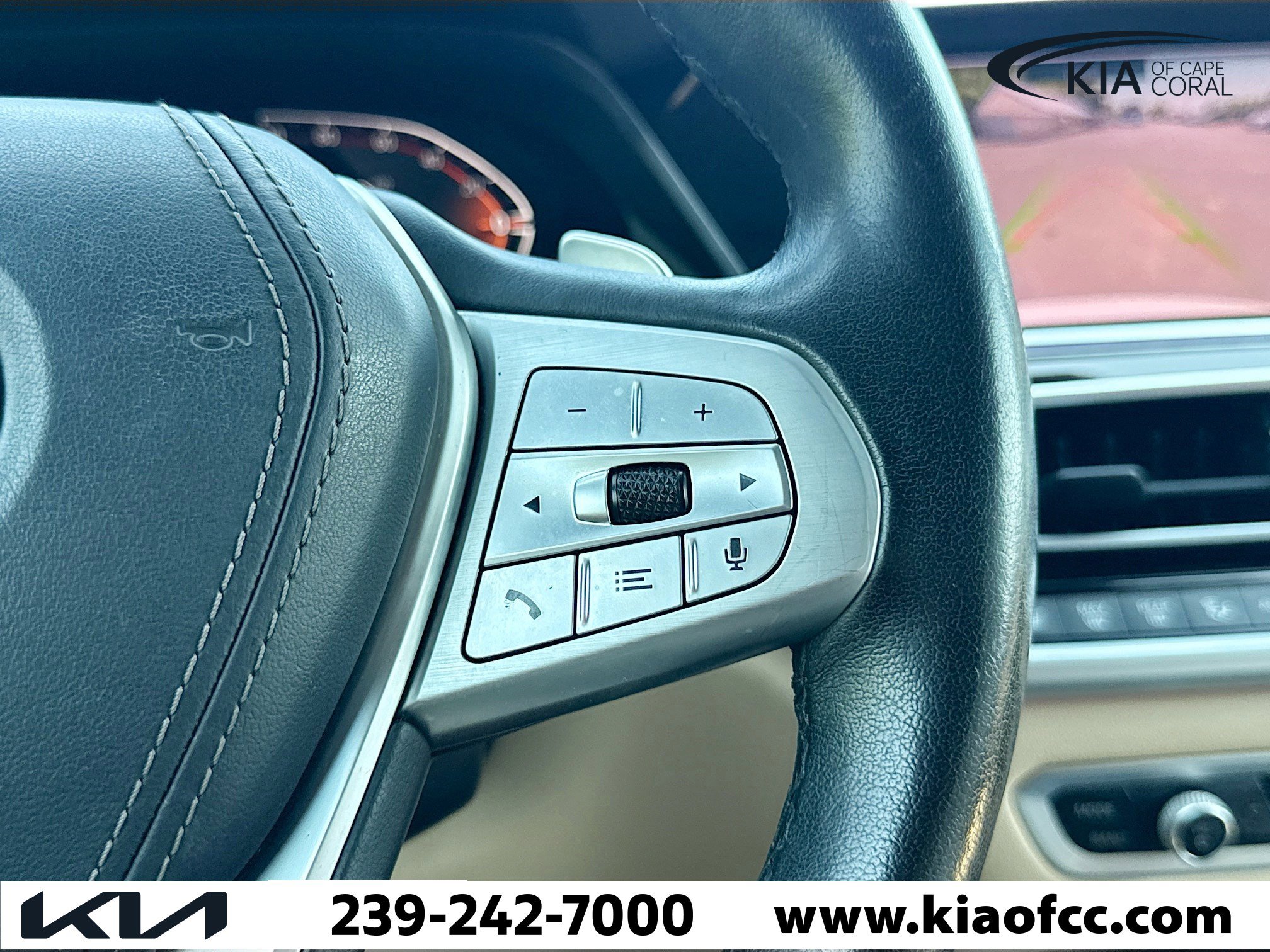 Used 2021 BMW X7 xDrive40i w/ Premium Package image 39