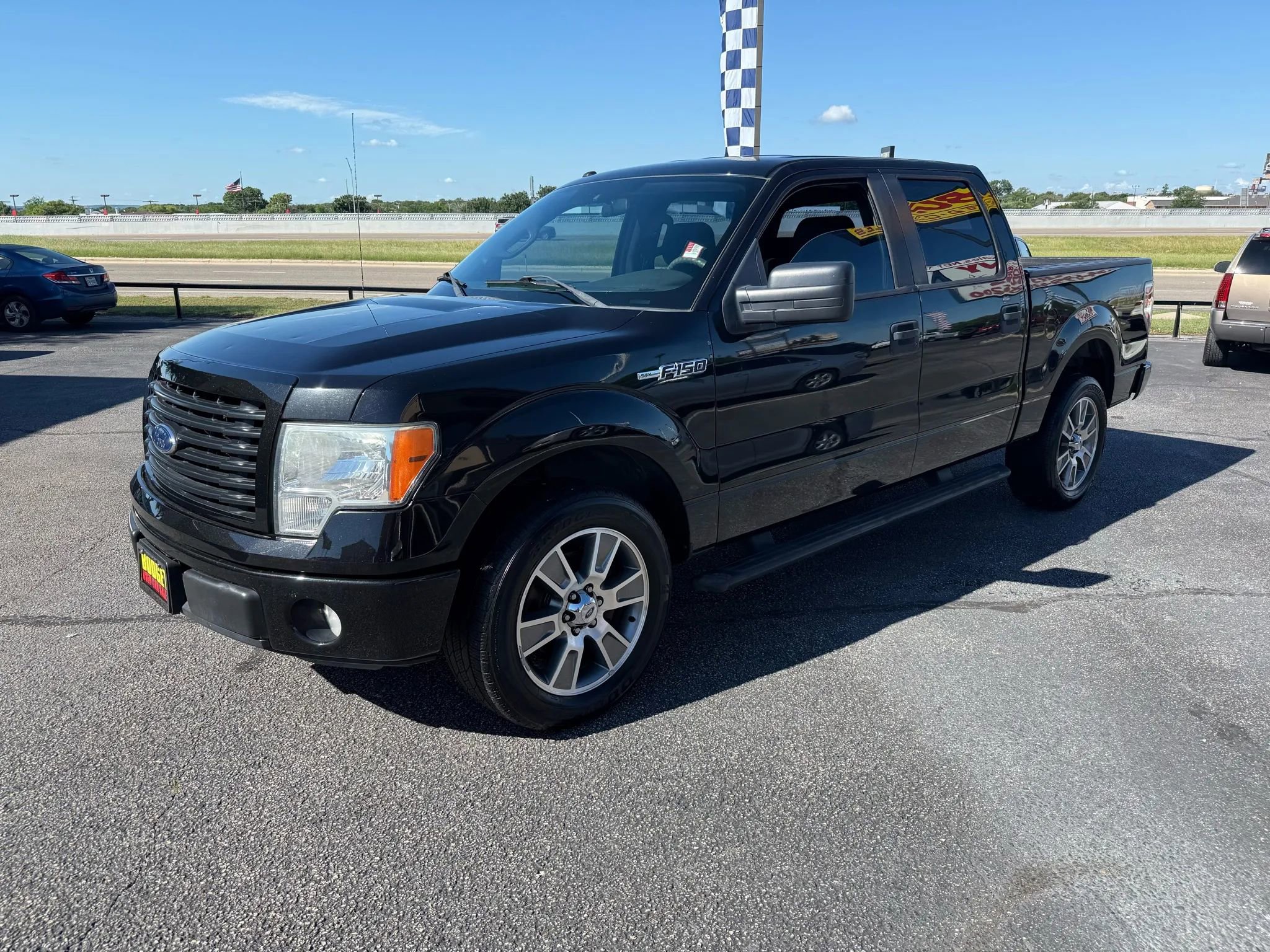 Used 2014 Ford F150 STX w/ Equipment Group 201A Mid image 1