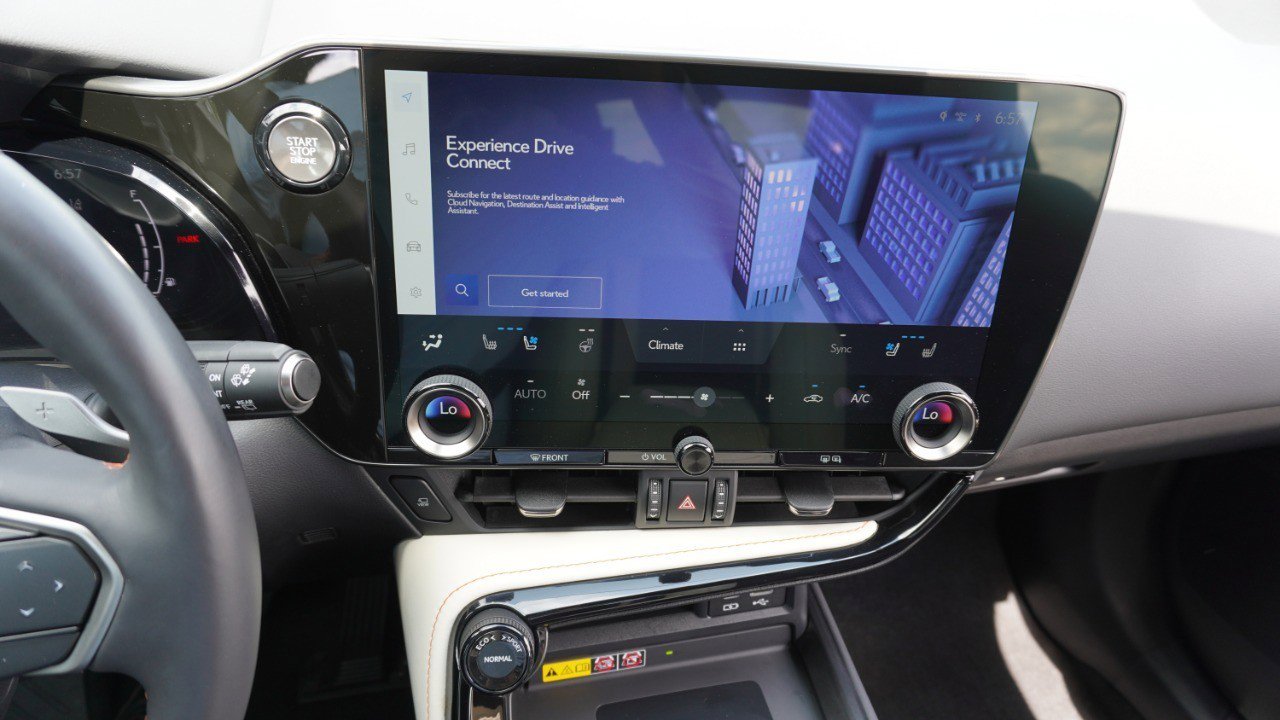Certified 2022 Lexus NX 350 AWD w/ Vision Package image 16