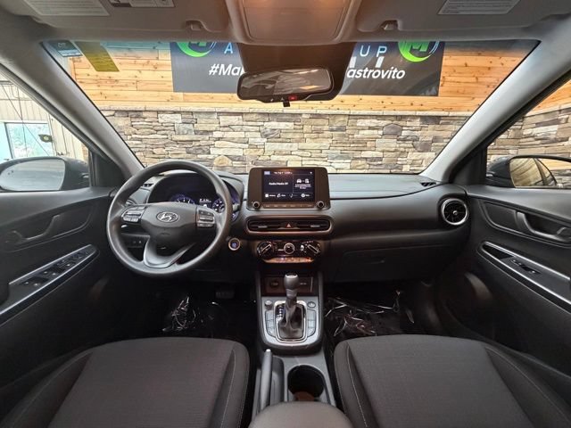 Used 2023 Hyundai Kona SEL w/ Cargo Package AWD/4WD image 18