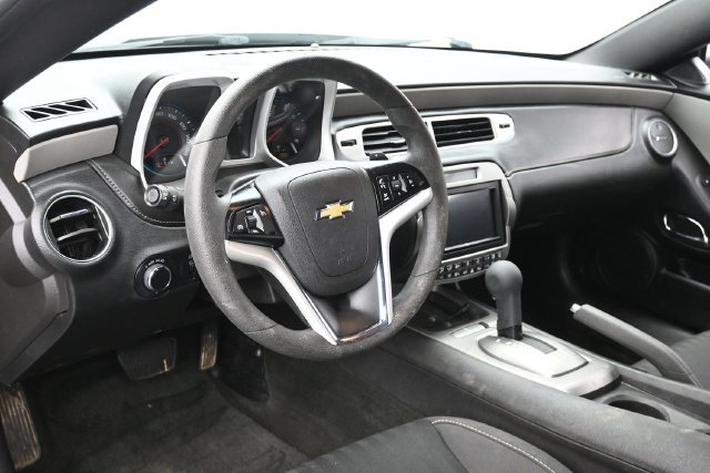 Used 2013 Chevrolet Camaro LS RWD image 15