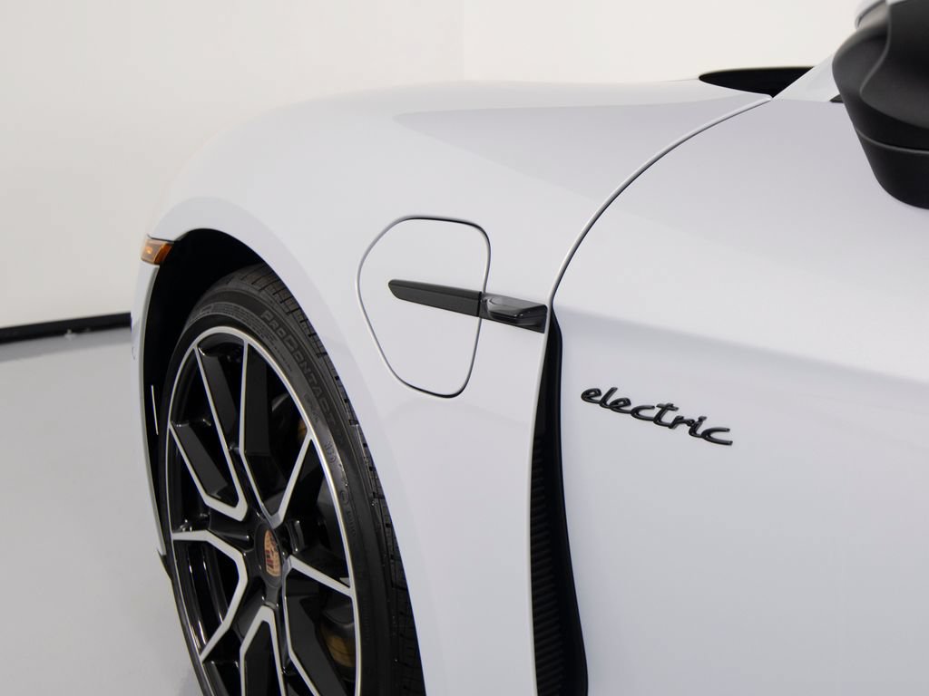 New 2026 Porsche Taycan AWD/4WD image 43