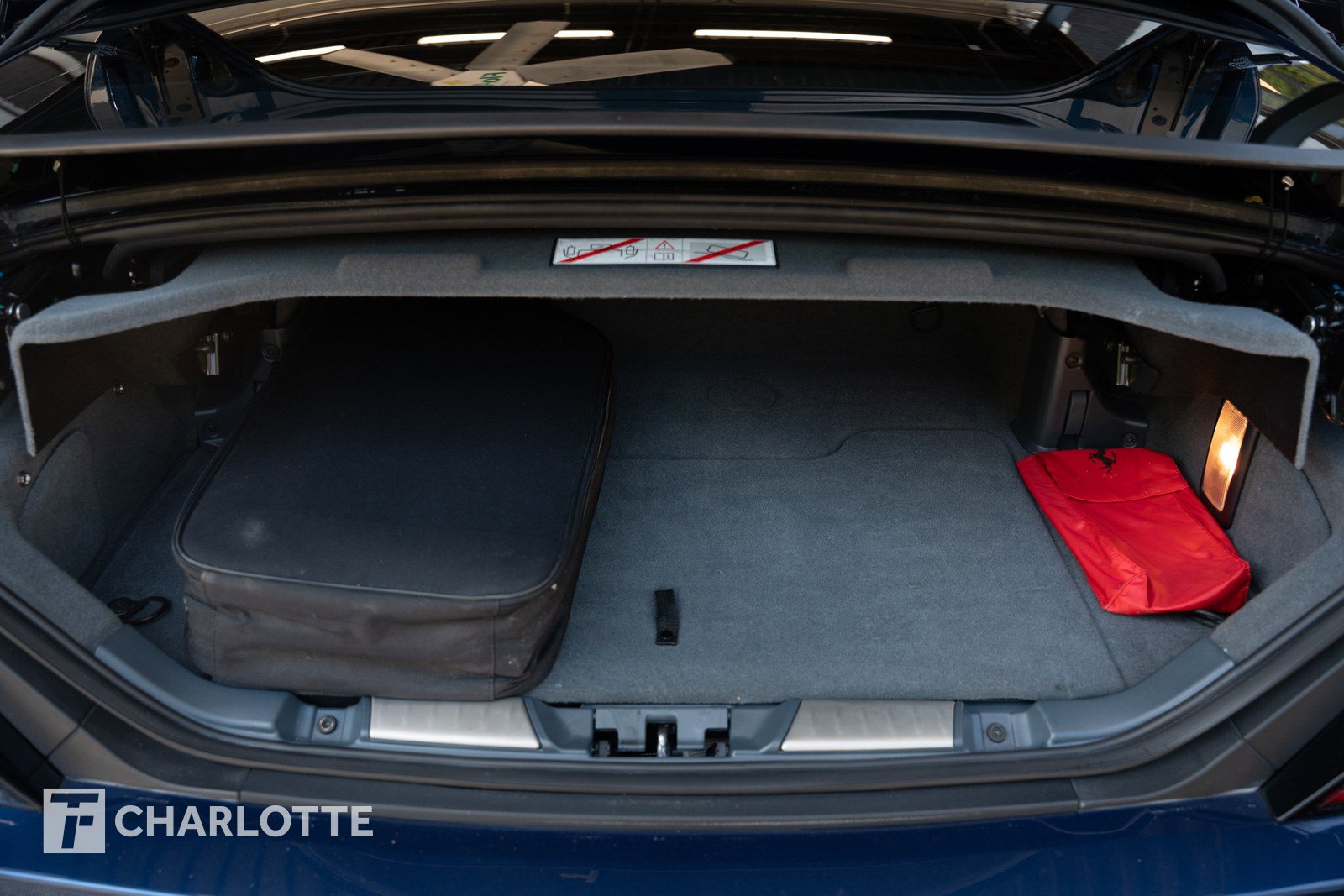 Used 2011 Ferrari California image 38