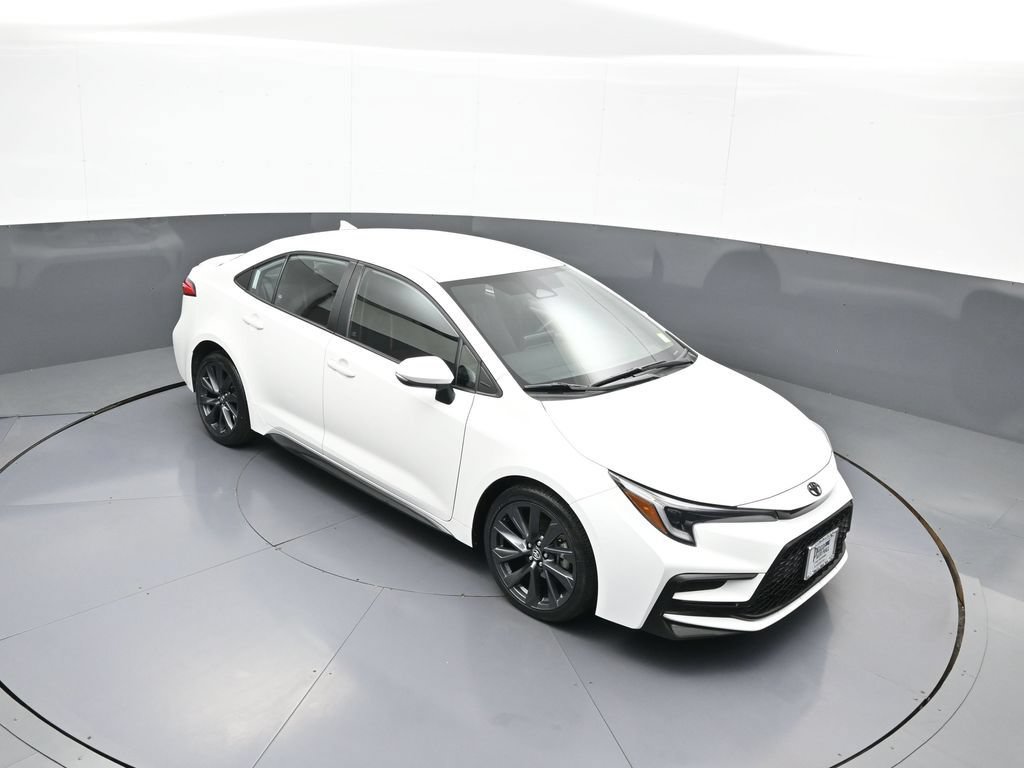 Certified 2023 Toyota Corolla SE w/ Carpet Mat Package (TMS) FWD image 34