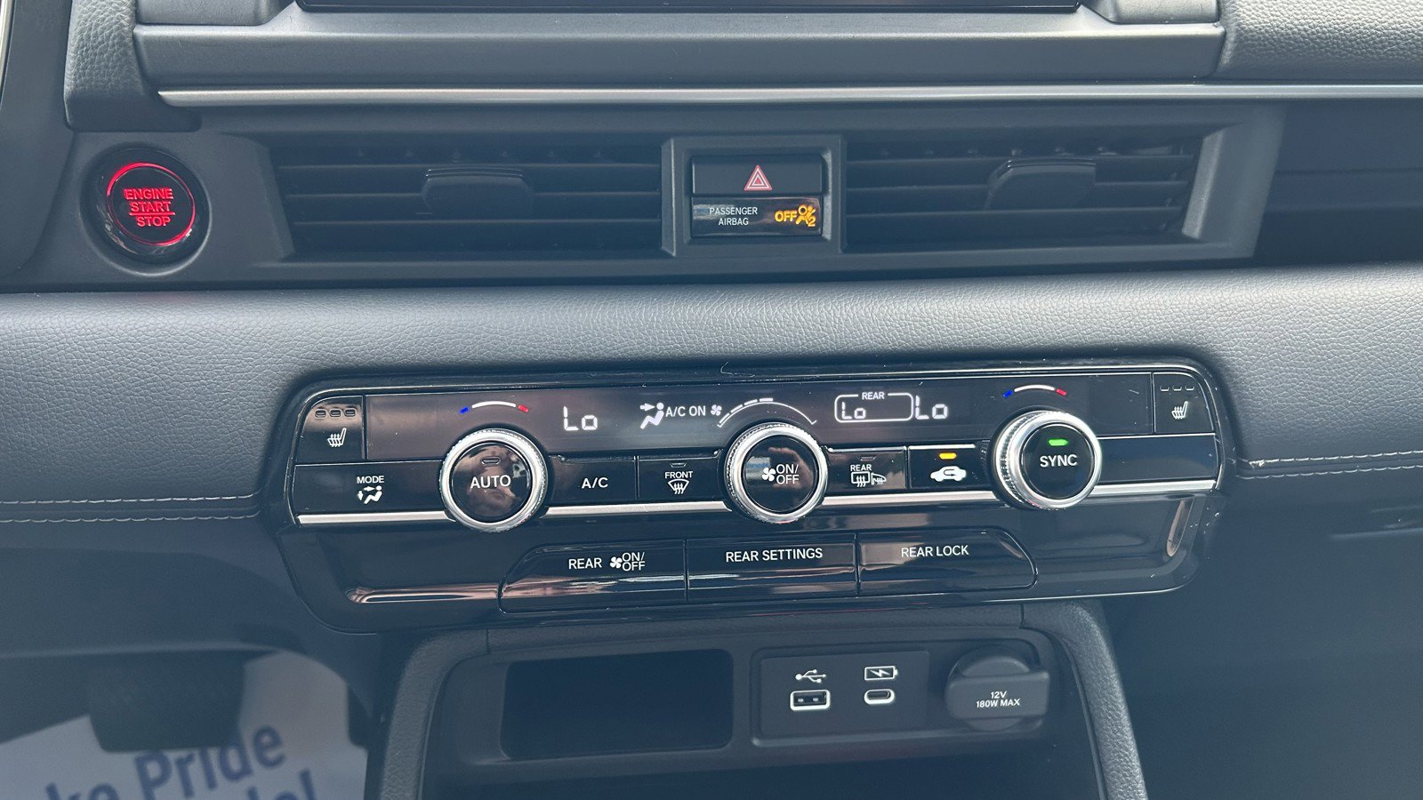 Used 2023 Honda Pilot Touring image 31