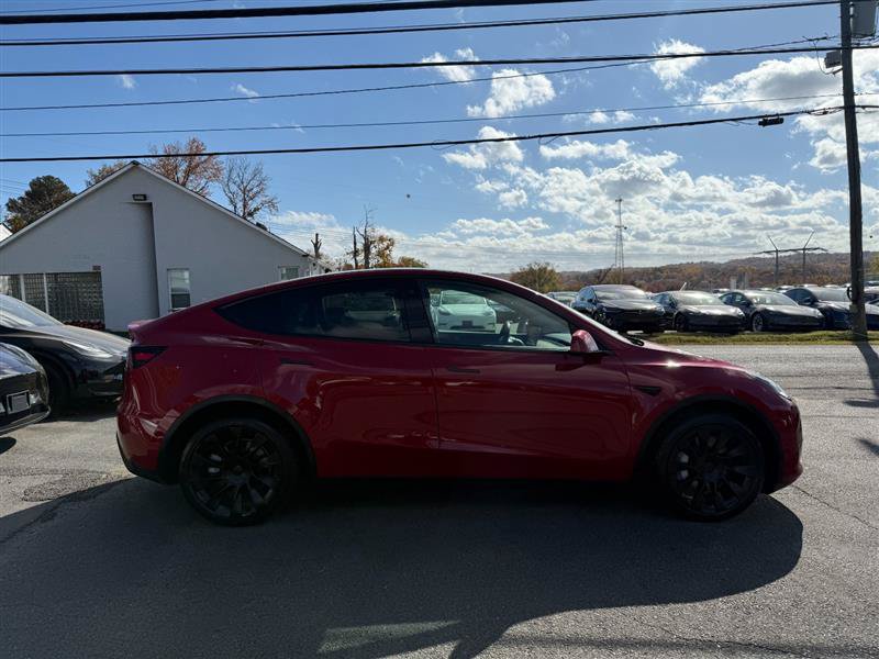 Used 2023 Tesla Model Y Long Range AWD/4WD image 5