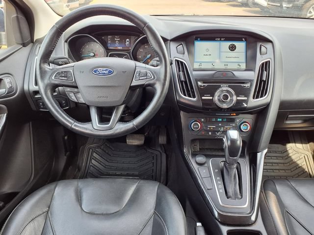 Used 2018 Ford Focus Titanium FWD image 6
