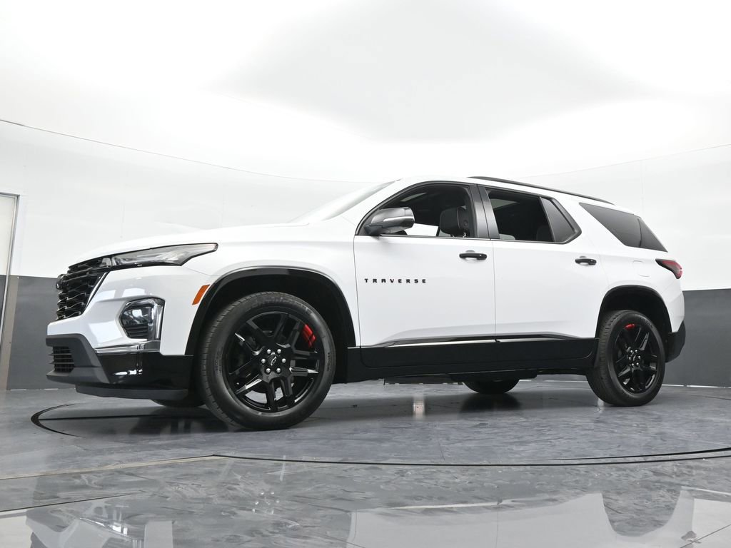 Used 2023 Chevrolet Traverse Premier w/ Redline Edition image 69