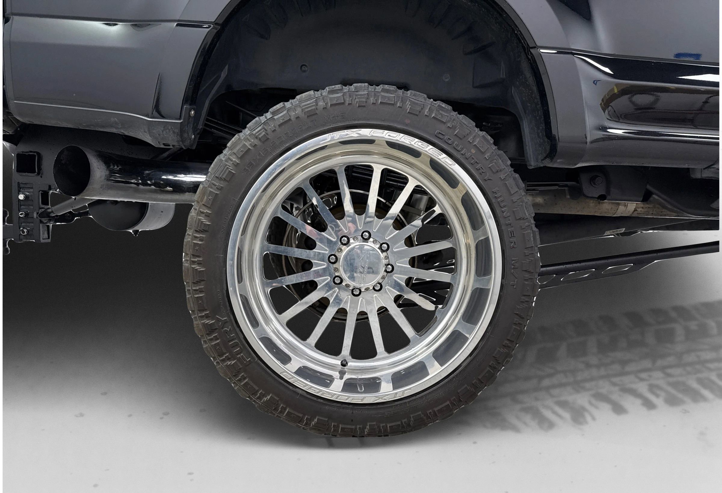 Used 2022 Ford F350 Platinum AWD/4WD image 25