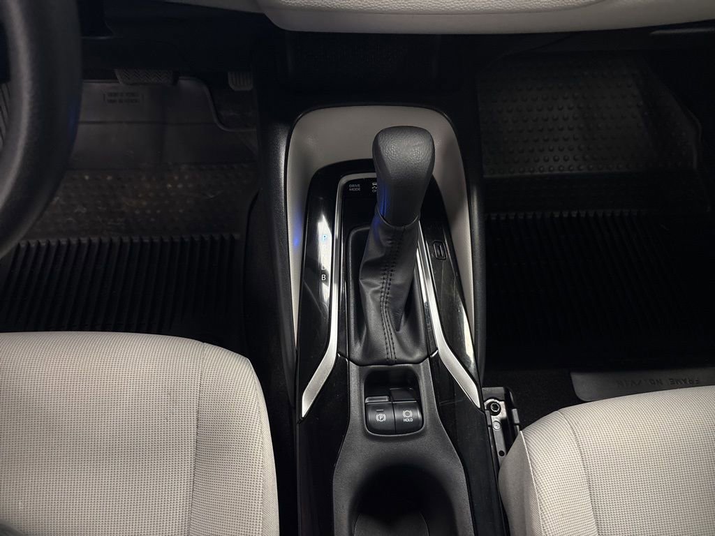 Used 2022 Toyota Corolla LE image 20