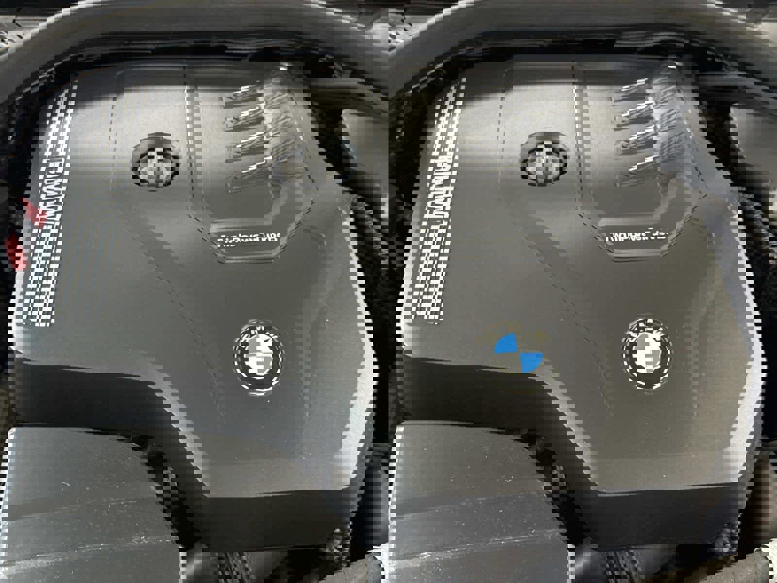 Used 2023 BMW 330i xDrive Sedan w/ Premium Package image 13