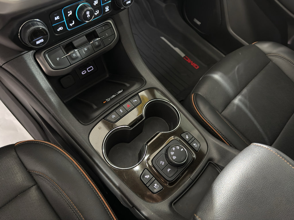 Used 2023 GMC Acadia AT4 w/ Technology Package image 22