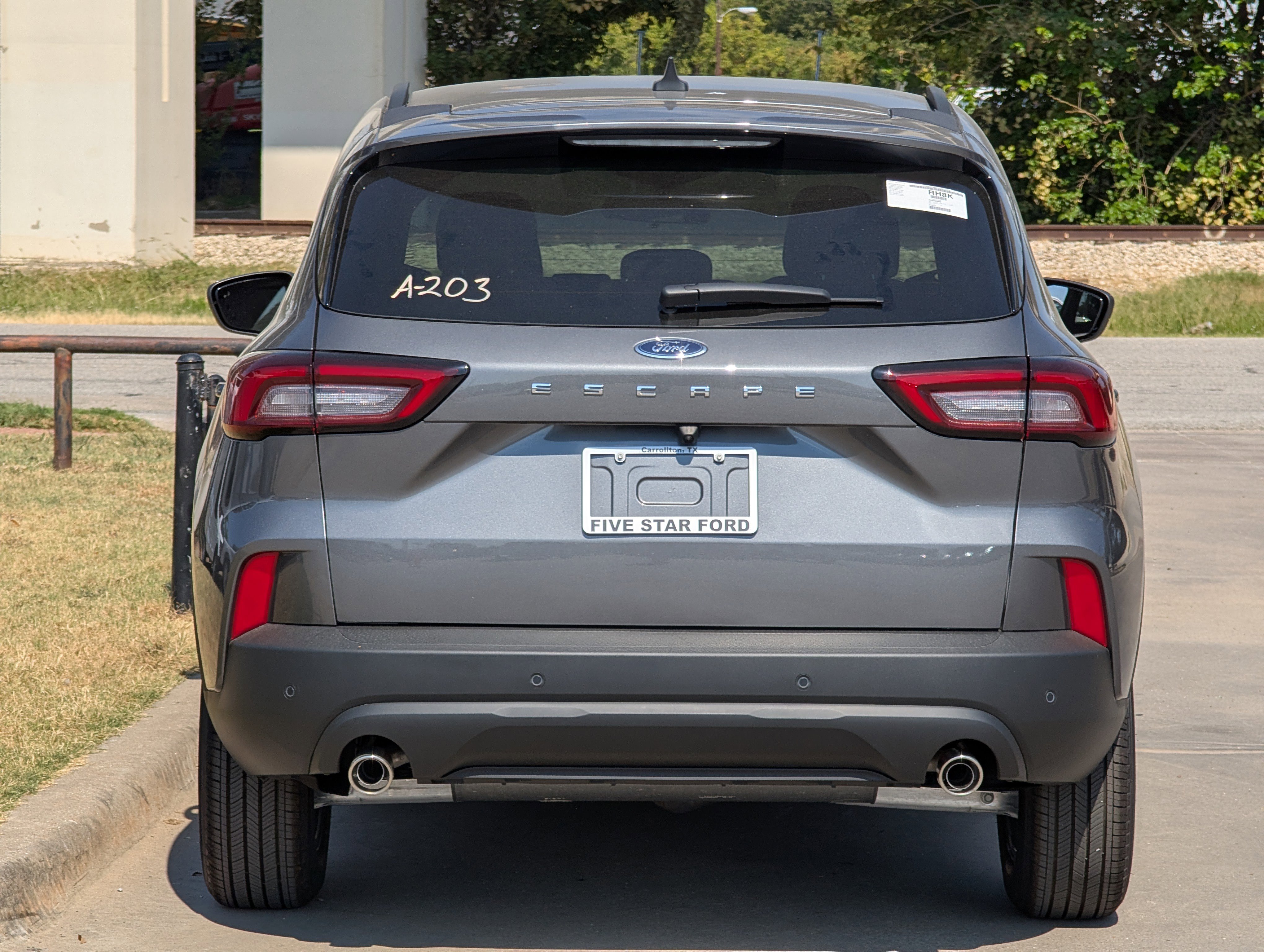 New 2026 Ford Escape ST-Line w/ Tech Pack #1 FWD image 5