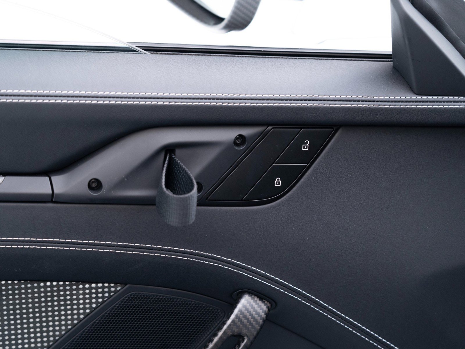 Certified 2025 Porsche 911 GT3 RS RWD image 24