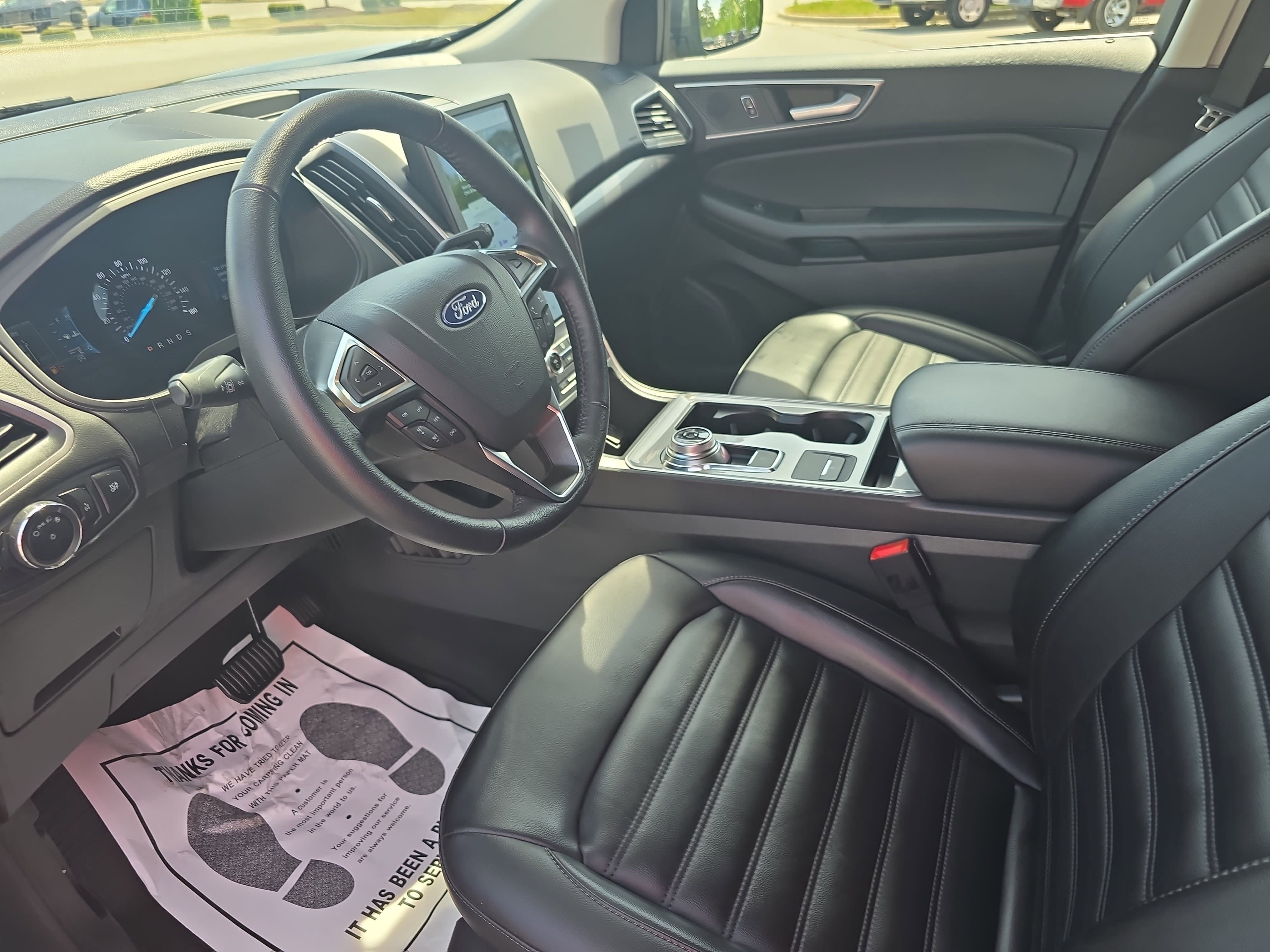 Used 2024 Ford Edge SEL AWD/4WD image 15