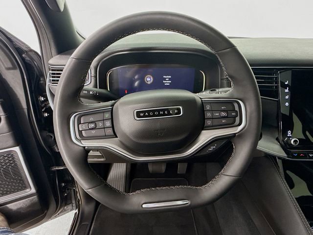 Used 2024 Jeep Wagoneer Series II AWD/4WD image 11