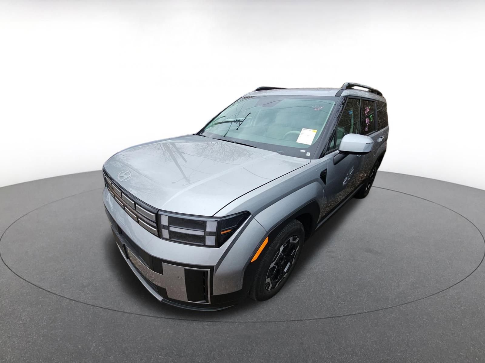 Used 2025 Hyundai Santa Fe SEL image 3