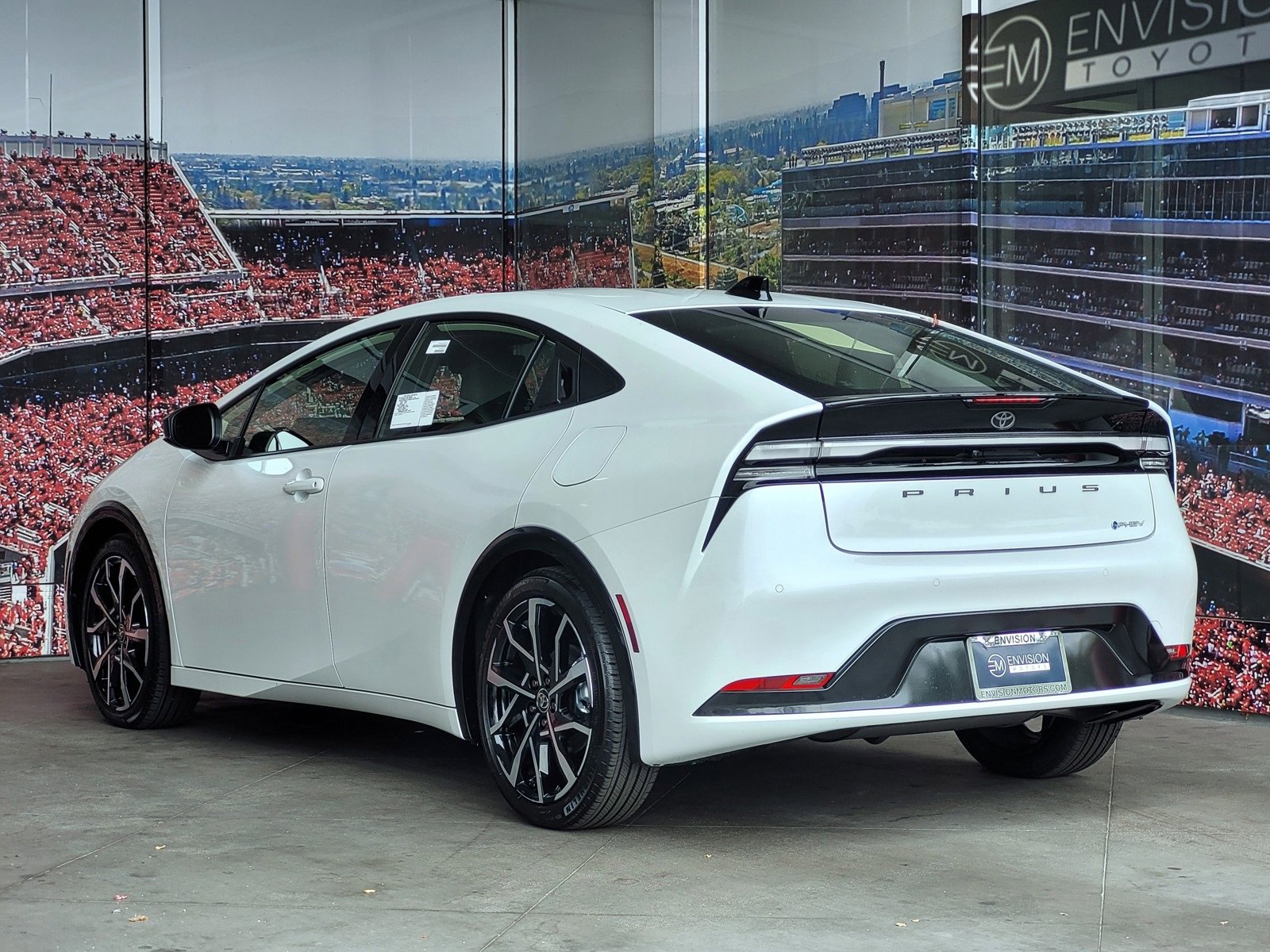 New 2026 Toyota Prius Plug-In Hybrid image 5