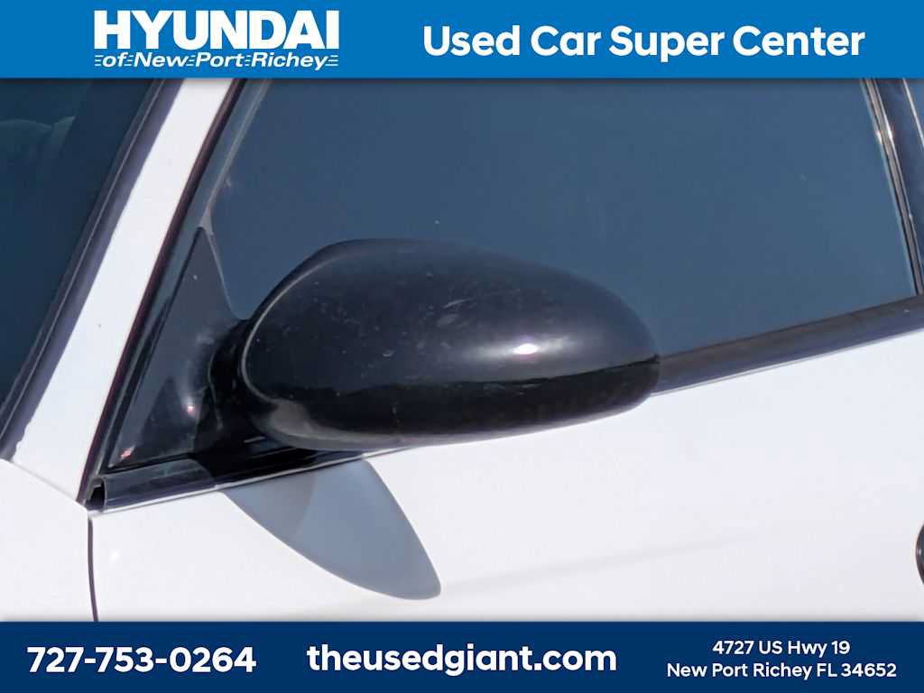 Used 2000 Chevrolet Monte Carlo LS w/ Preferred Equipment Group 1 FWD image 11
