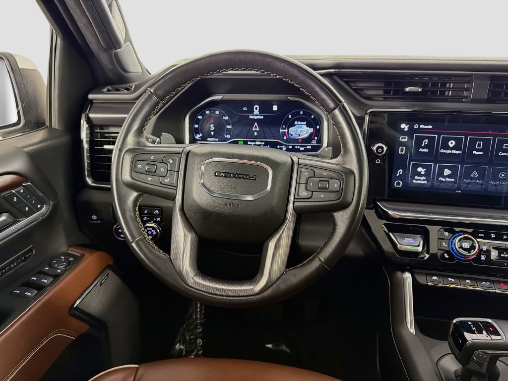 Used 2023 GMC Sierra 1500 Denali Ultimate AWD/4WD image 24