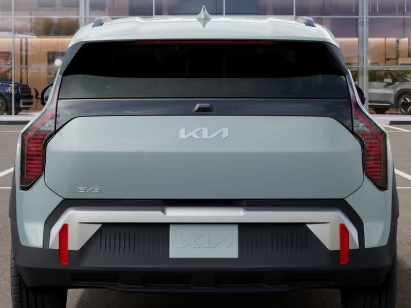 New 2027 Kia EV3 Wind FWD image 13