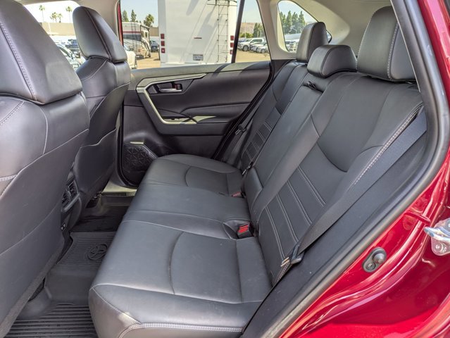 Used 2021 Toyota RAV4 XLE Premium FWD image 18