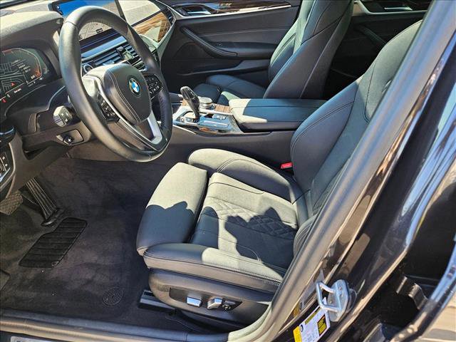 Used 2023 BMW 530i w/ Convenience Package RWD image 16