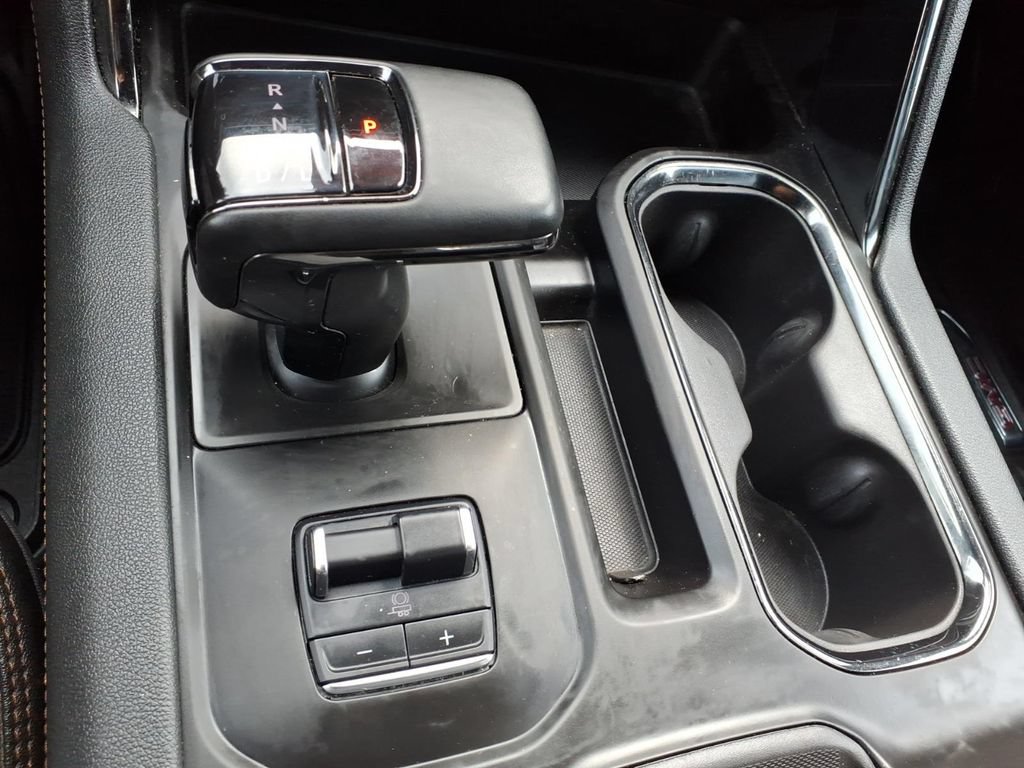 Used 2023 GMC Sierra 1500 AT4 w/ Technology Package AWD/4WD image 20