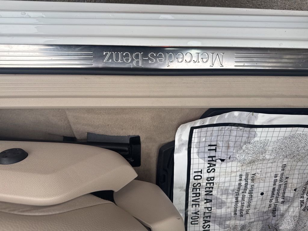 Used 2015 Mercedes-Benz E 350 4MATIC Sedan image 63