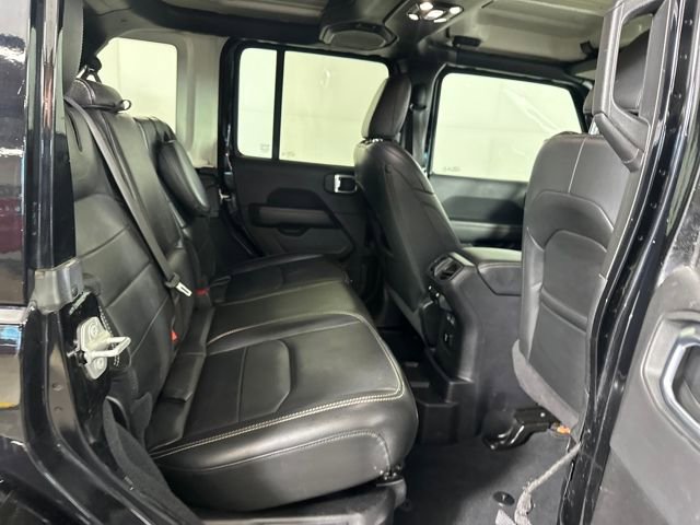 Used 2022 Jeep Wrangler Unlimited Sahara image 27
