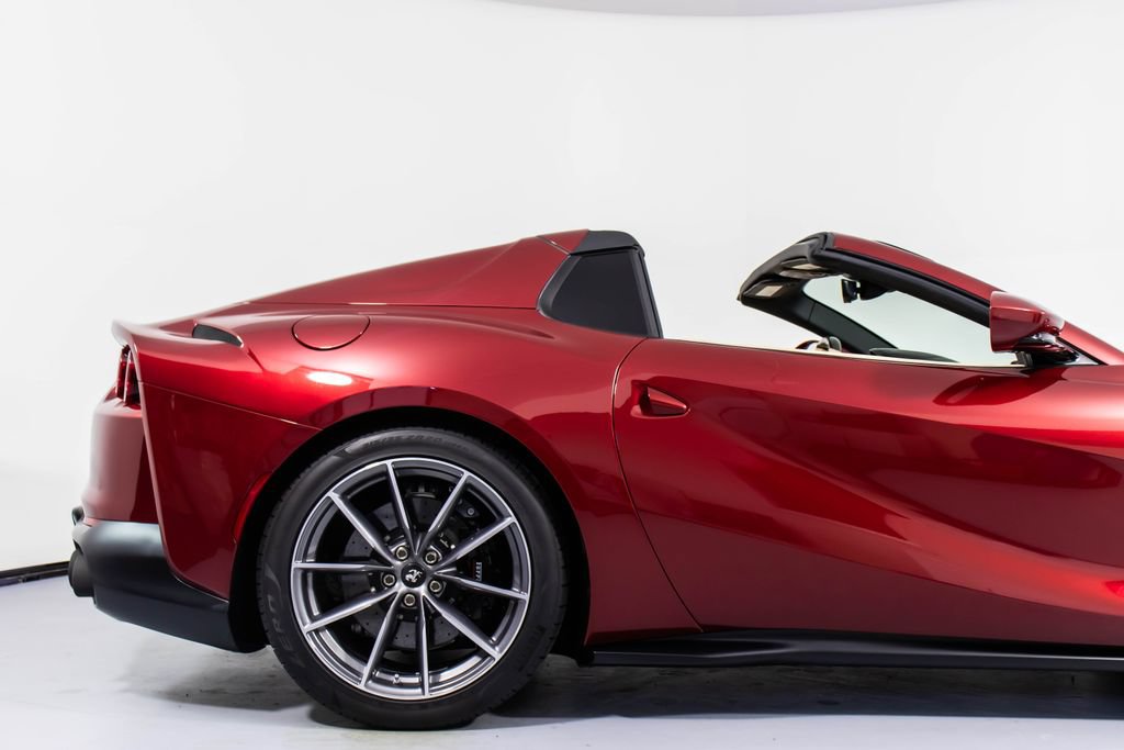 Certified 2022 Ferrari 812 GTS RWD image 17