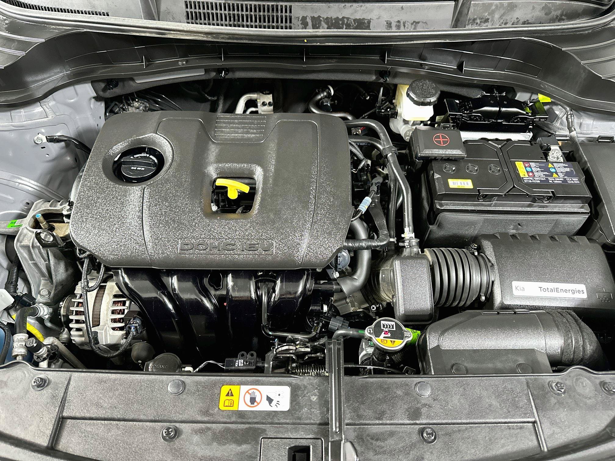 Used 2025 Kia Soul LX w/ LX Technology Package FWD image 31