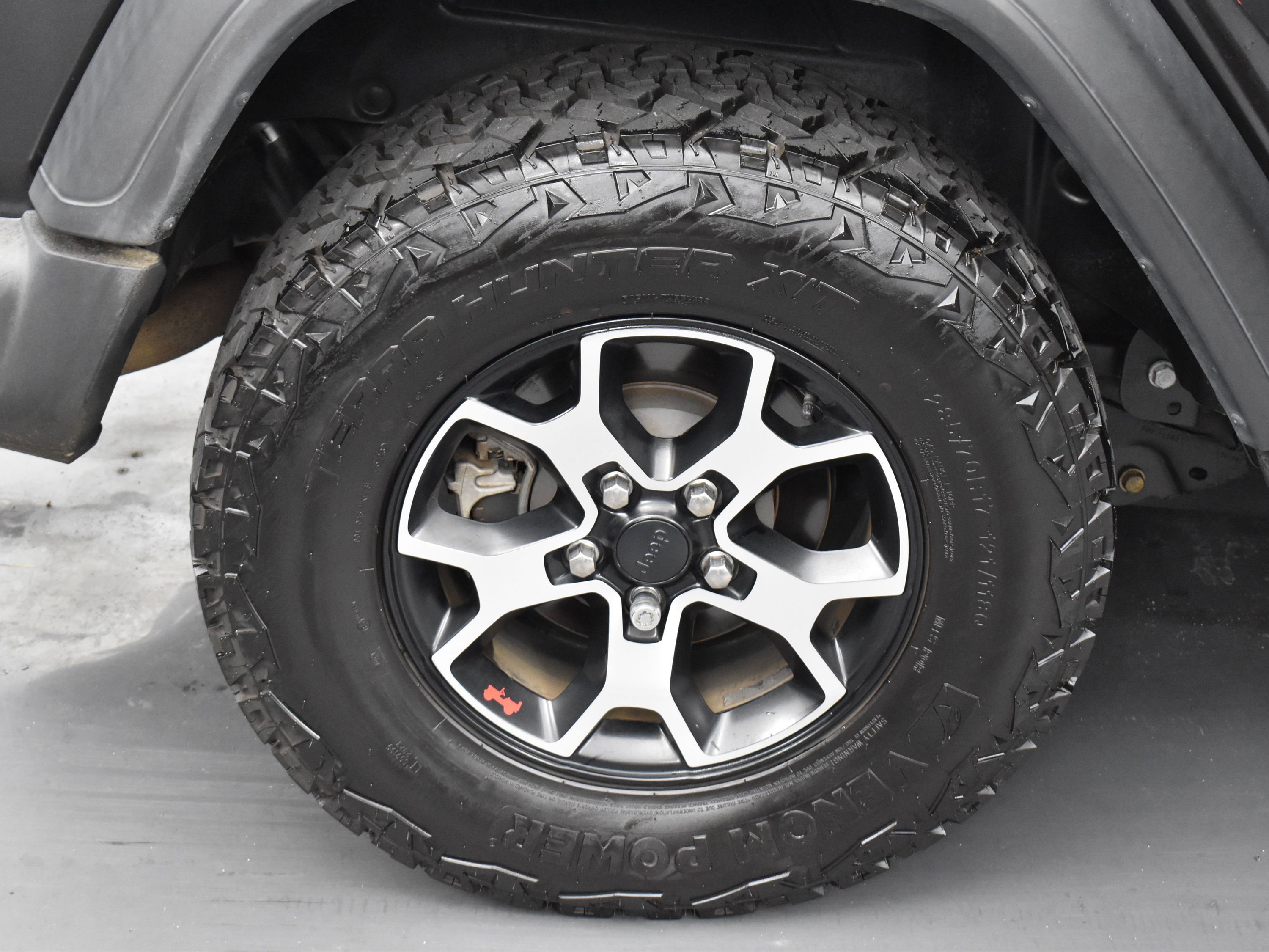 Used 2020 Jeep Wrangler Unlimited Sport S image 33