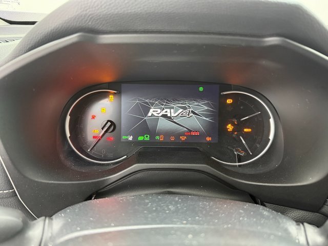 Used 2024 Toyota RAV4 XLE image 11