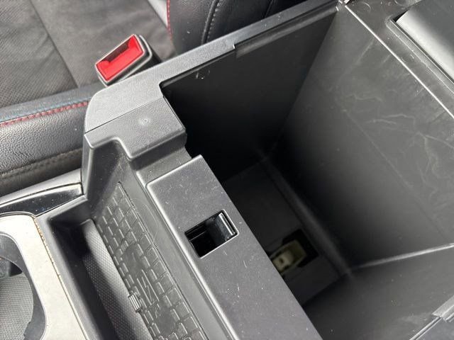 Used 2024 Ford Explorer ST w/ Equipment Group 401A image 28