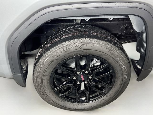 Used 2025 GMC Sierra 1500 Elevation image 24