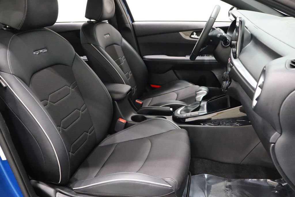 Used 2023 Kia Forte GT-Line image 14