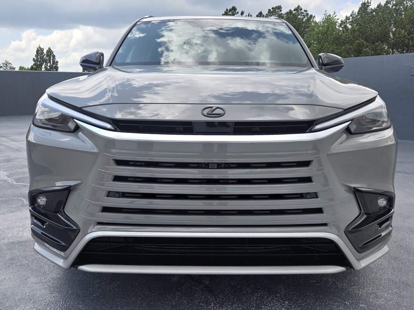 New 2026 Lexus TX 500h AWD image 17